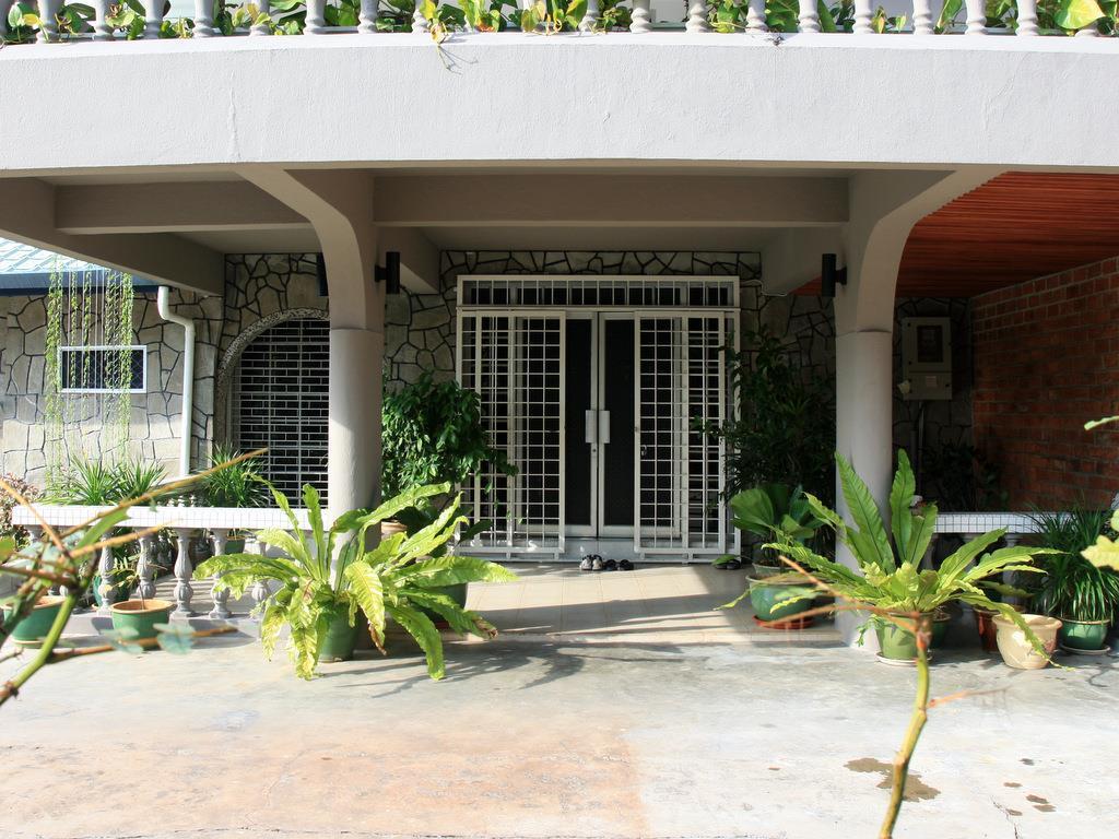 Morning Glory Guest House Kuching Exterior foto